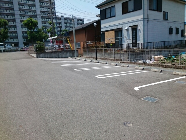 14/22 駐車場