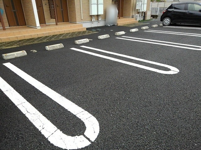 14/20 駐車場