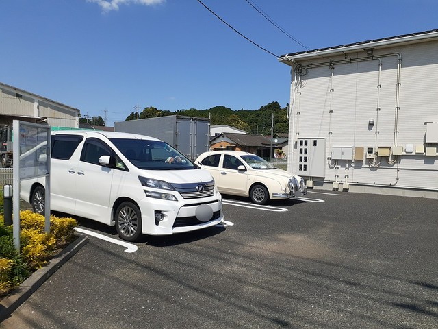 14/20 駐車場