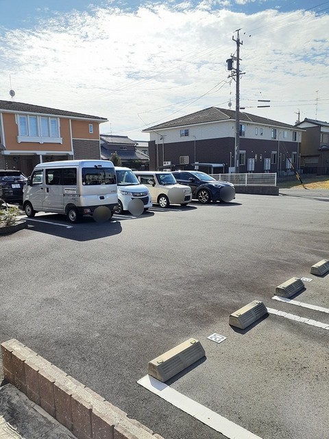 14/20 駐車場