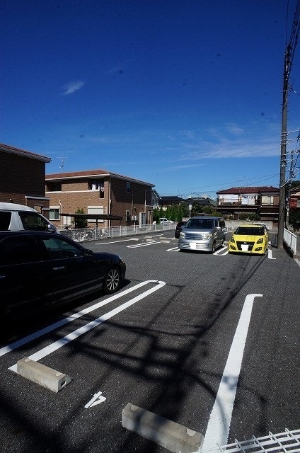22/30 駐車場