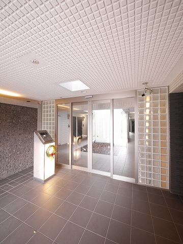 14/21 エントランス