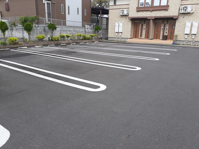 14/20 駐車場