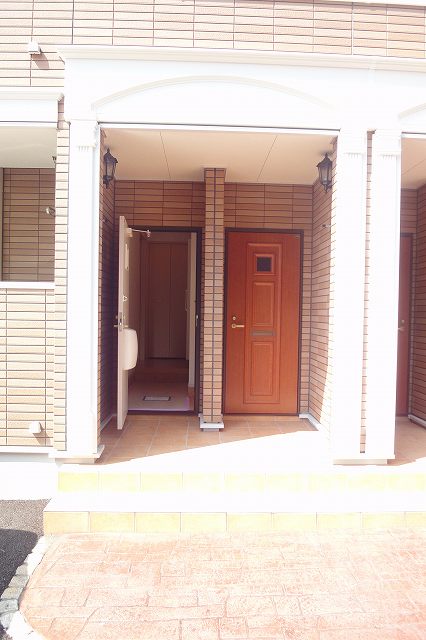 13/20 エントランス