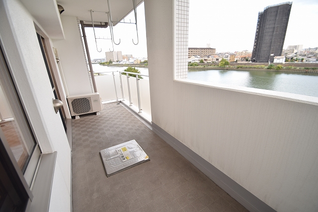 13/24 バルコニー