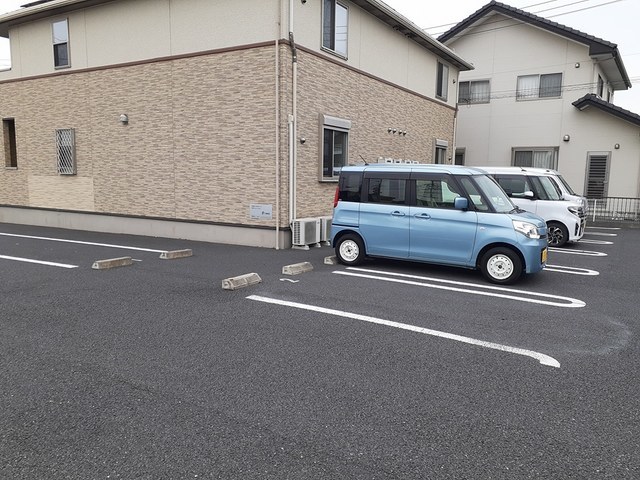 14/20 駐車場