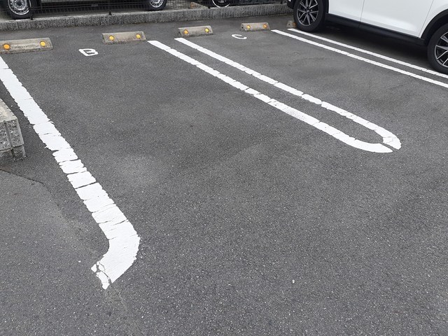 16/22 駐車場