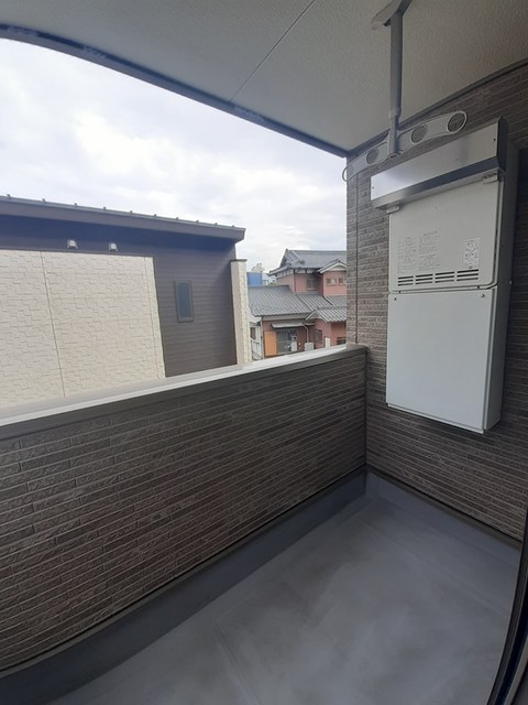 17/30 バルコニー