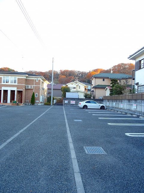 2/10 駐車場