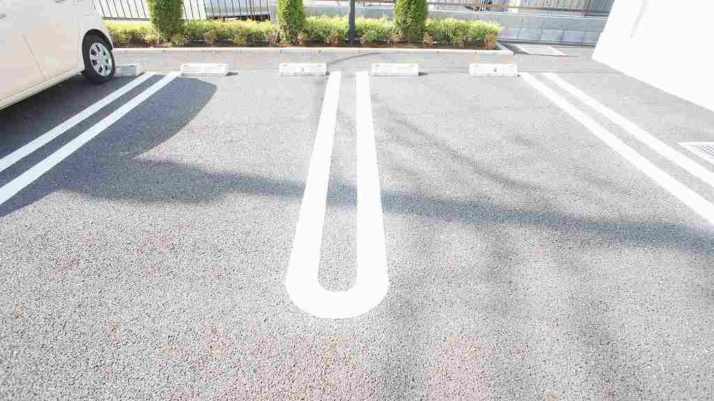 14/23 駐車場