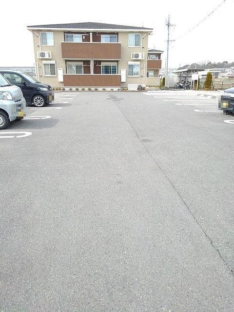 2/8 駐車場