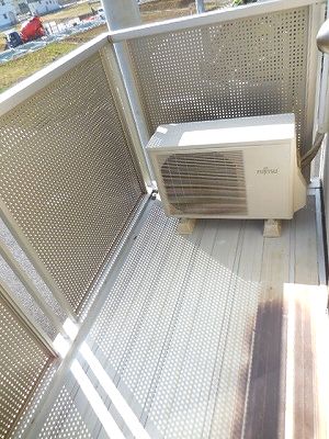 13/20 バルコニー