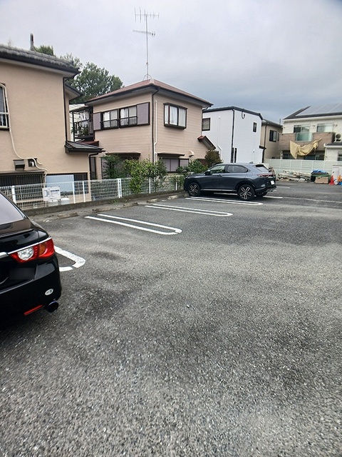 14/20 駐車場
