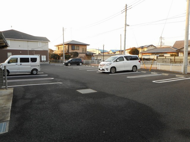 14/20 駐車場