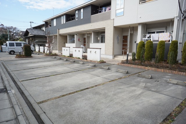 4/10 駐車場