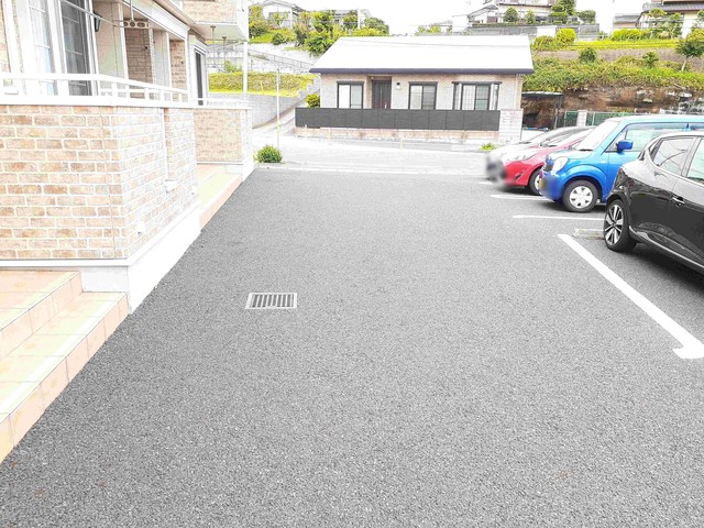14/20 駐車場