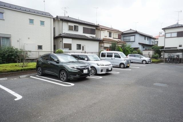 14/20 駐車場