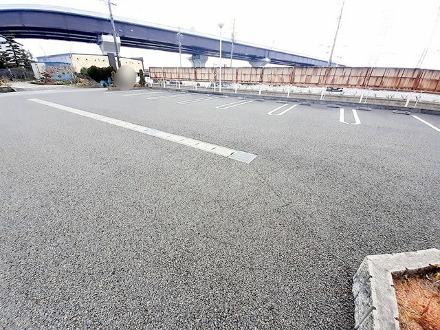 14/20 駐車場