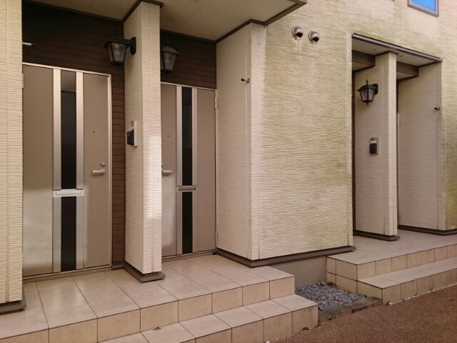 13/20 エントランス