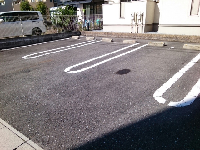 14/20 駐車場