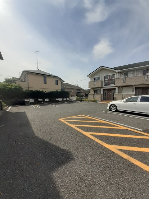 14/20 駐車場