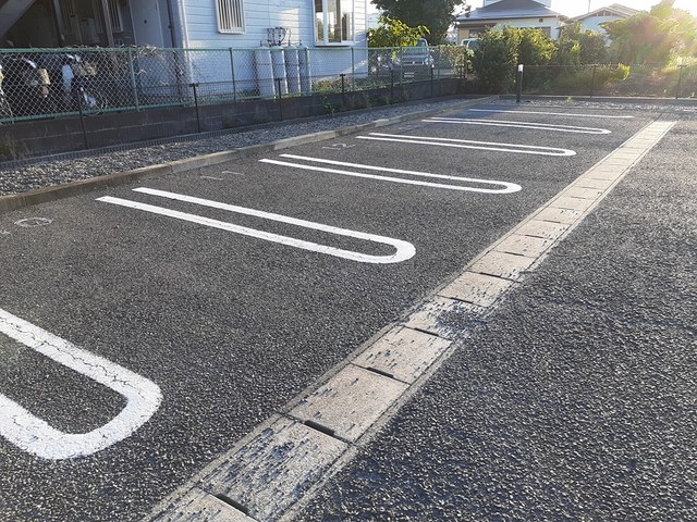 14/20 駐車場