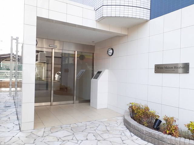 14/20 エントランス