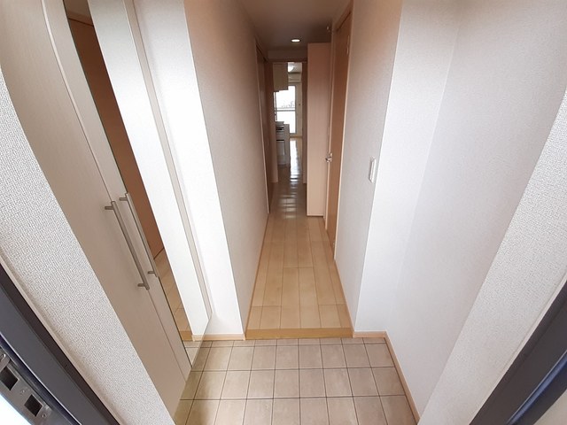 5/20 玄関