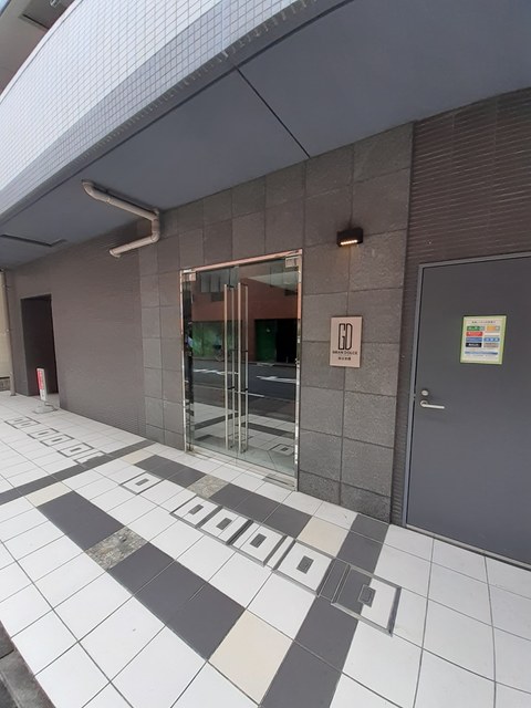 14/20 エントランス