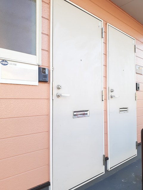 14/20 エントランス