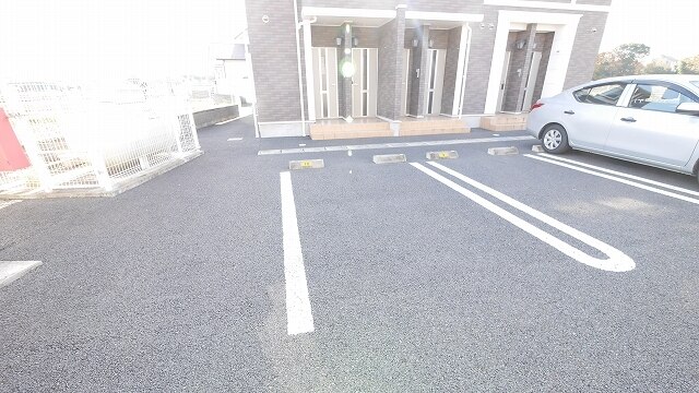 14/20 駐車場