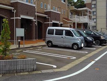 14/20 駐車場