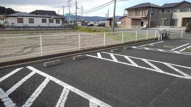 2/8 駐車場
