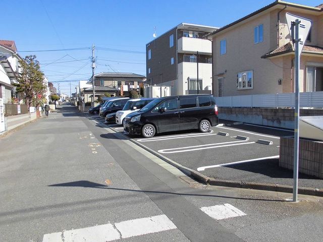 14/20 駐車場