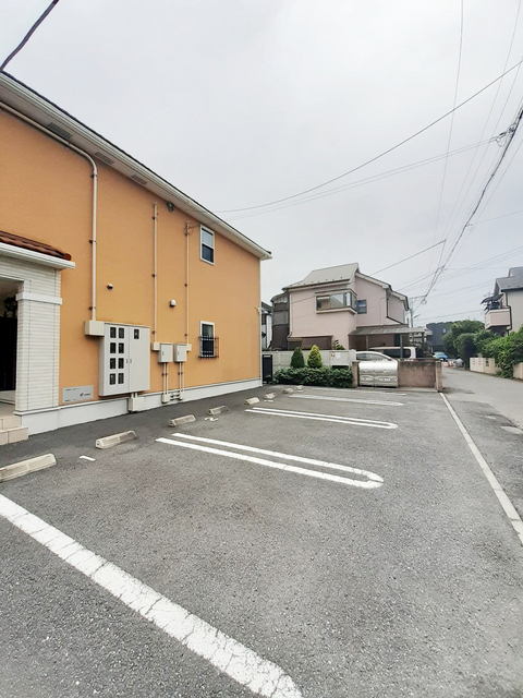 14/20 駐車場