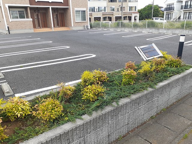 14/20 駐車場