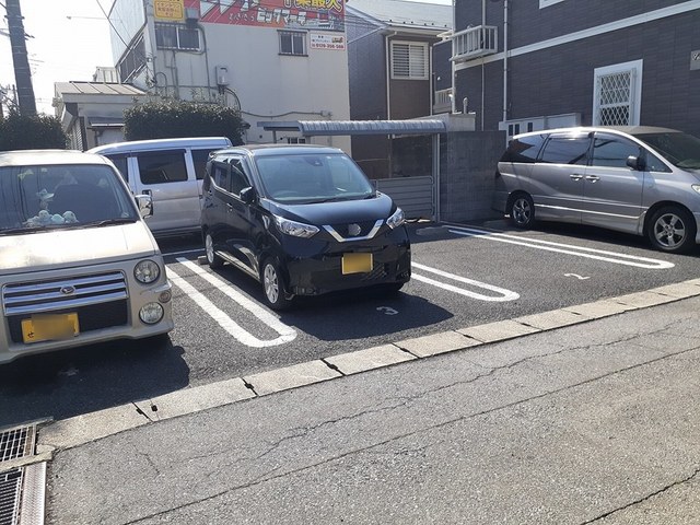 15/25 駐車場