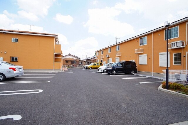 14/20 駐車場