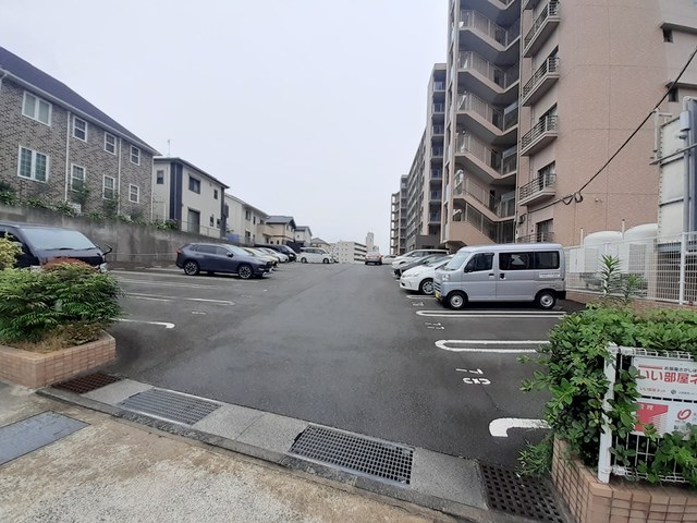 14/20 駐車場