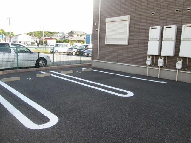 14/20 駐車場
