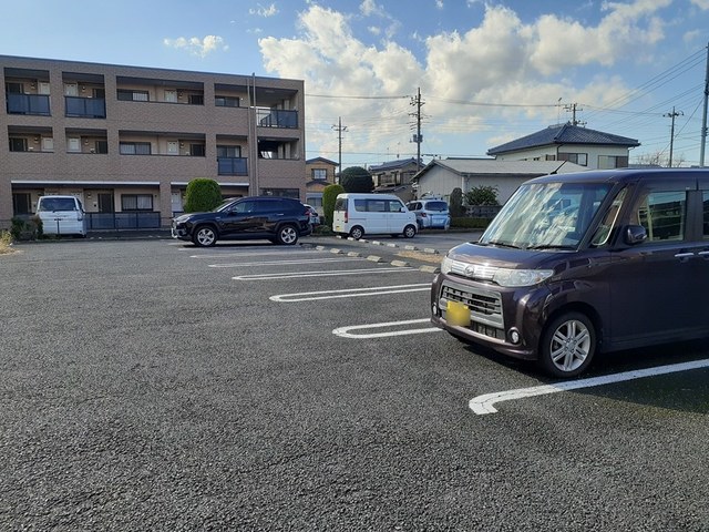 14/20 駐車場