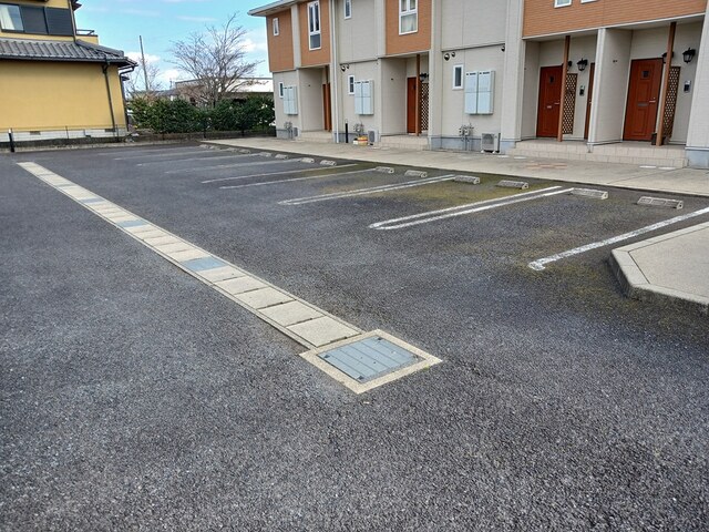 14/20 駐車場
