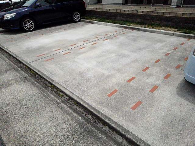 22/30 駐車場
