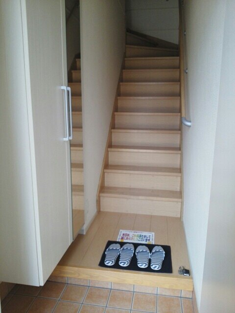 14/30 玄関