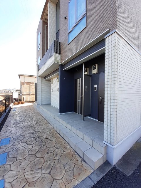 13/20 エントランス