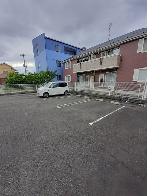 14/20 駐車場