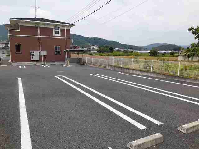 14/20 駐車場