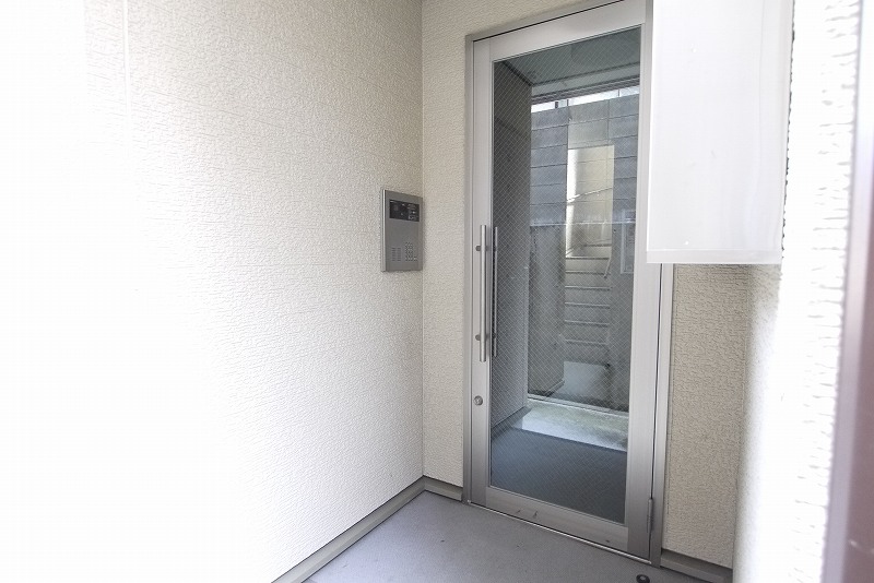 13/24 エントランス