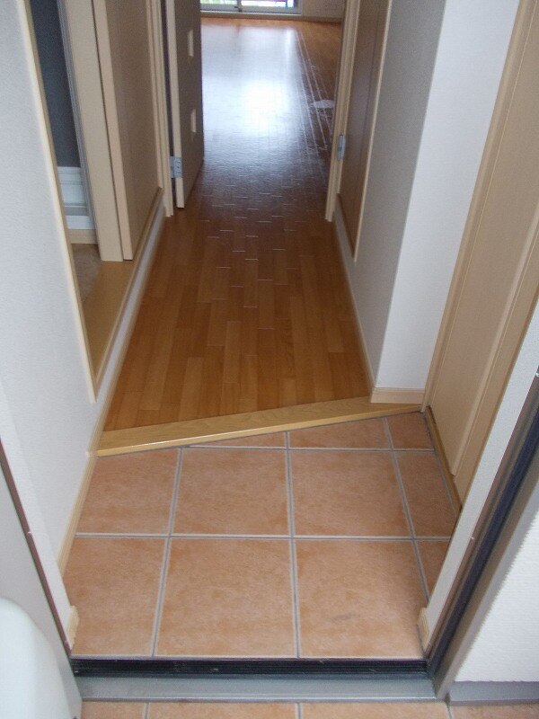 14/22 エントランス