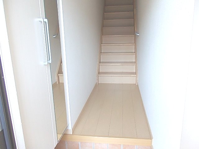 7/22 玄関